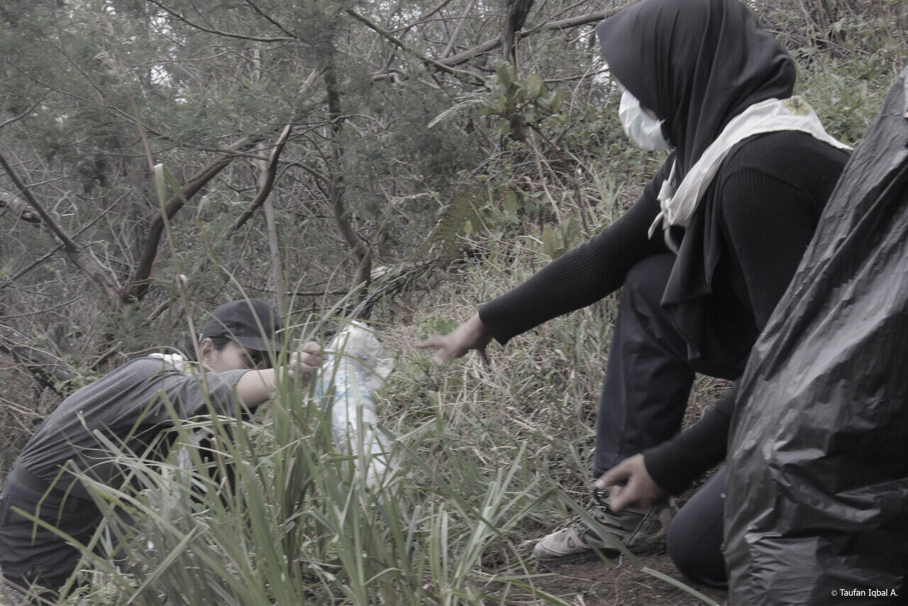 Cintai Bumi, Sayangi Diri