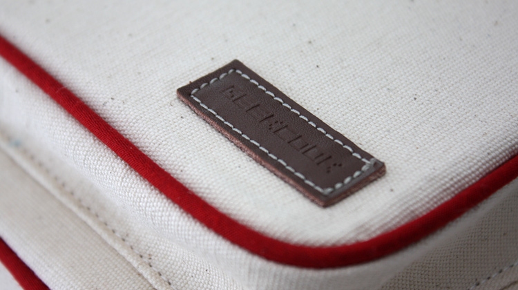 bag_white_canvas_05_960.jpeg