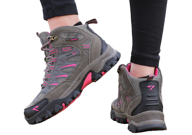 10 Rekomendasi Sepatu Gunung Terbaik