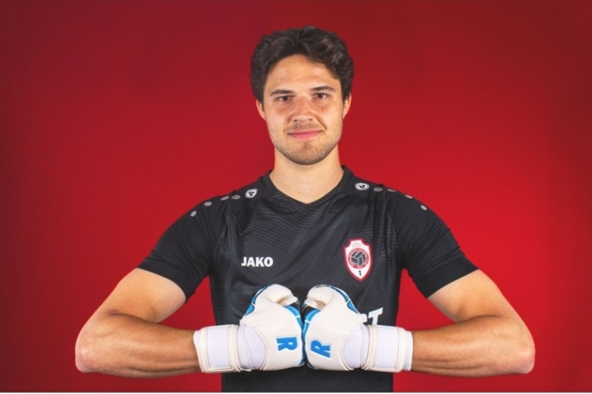 MU sepakati transfer kiper Royal Antwerp Senne Lammens