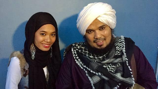 10 Ustadz Terbaik Di Indonesia
