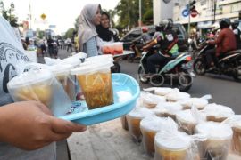 Puasa sunah Februari 2025: Ayyamul Bidh, Nisfu Syaban, & Senin-Kamis