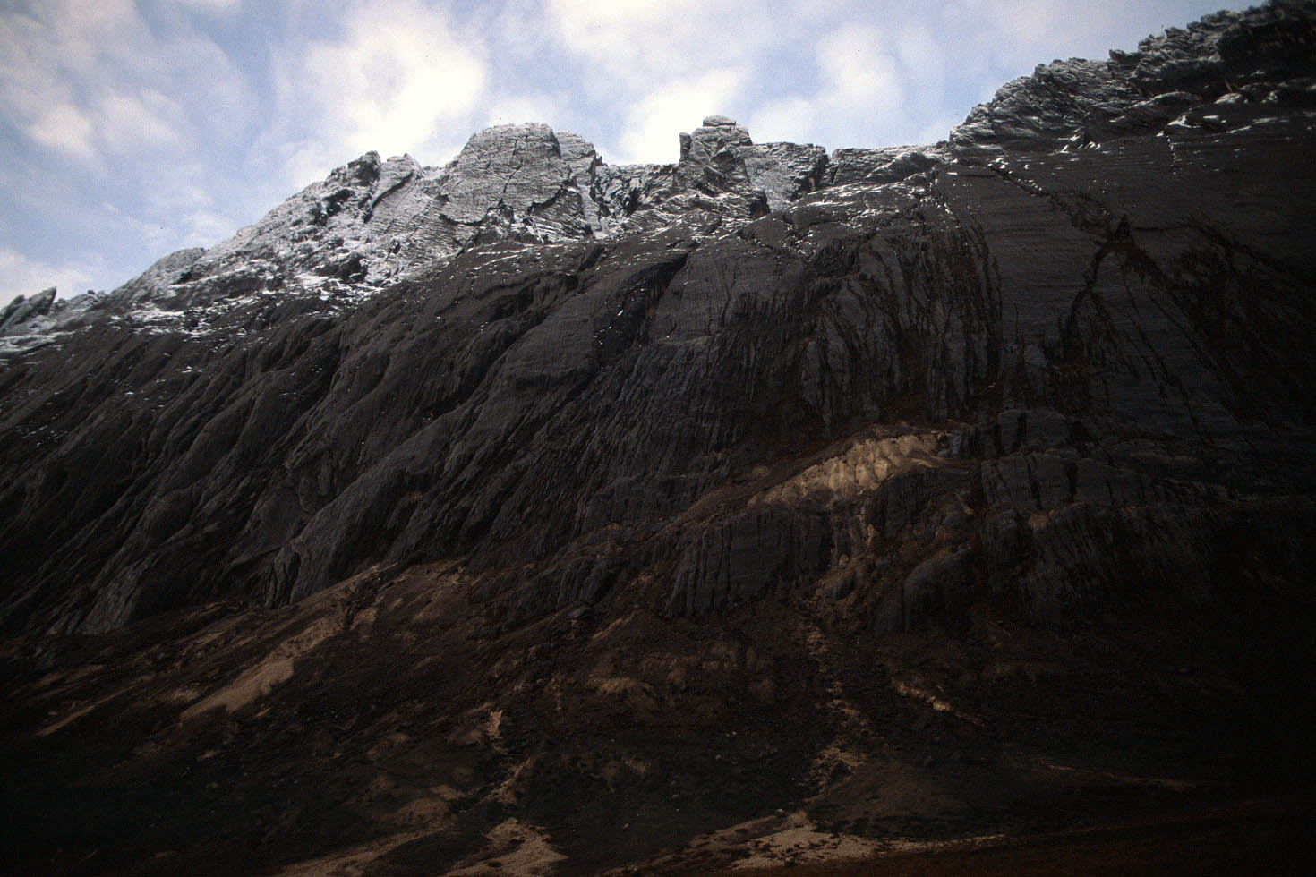 carstensz-pyramid1.jpg