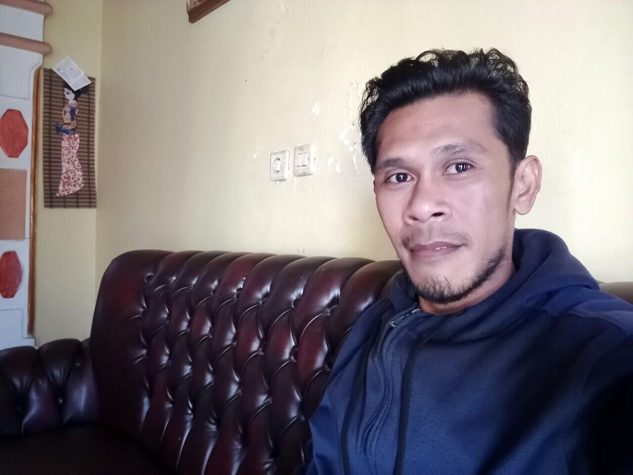 Kematianmu menciptakan kebahagiaanku terputus