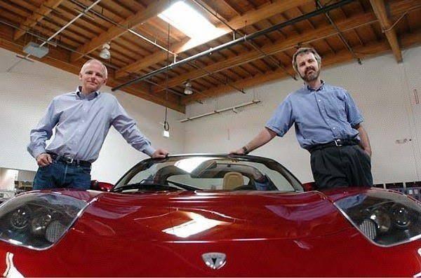 Toyota vs Tesla, Siapa Pemenangnya? 