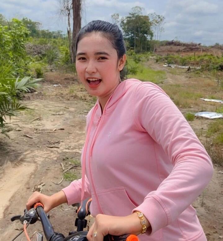 CEWEK PALEMBANG VIRAL 