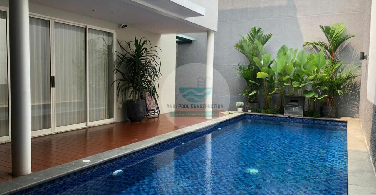 Membangun Kolam Renang Indoor / Dalam Ruangan 