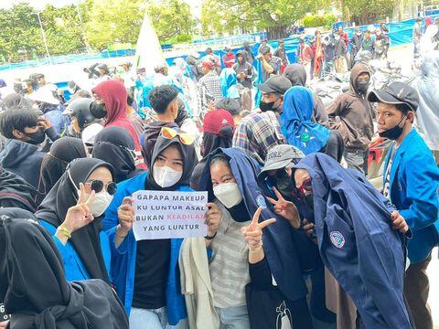 VIRAL.. AKSI PENDEMO KOCAK YUK KITA RAMEIN