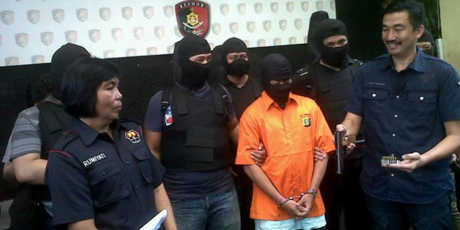3r6Ml.jpg