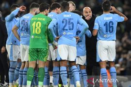 Guardiola puji keberanian & fleksibilitas Nico O'Reilly