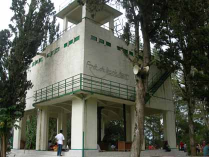 benteng-2-fort-de-kock.jpg