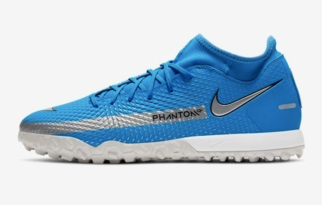10 Rekomendasi Sepatu Bola Nike Terbaik