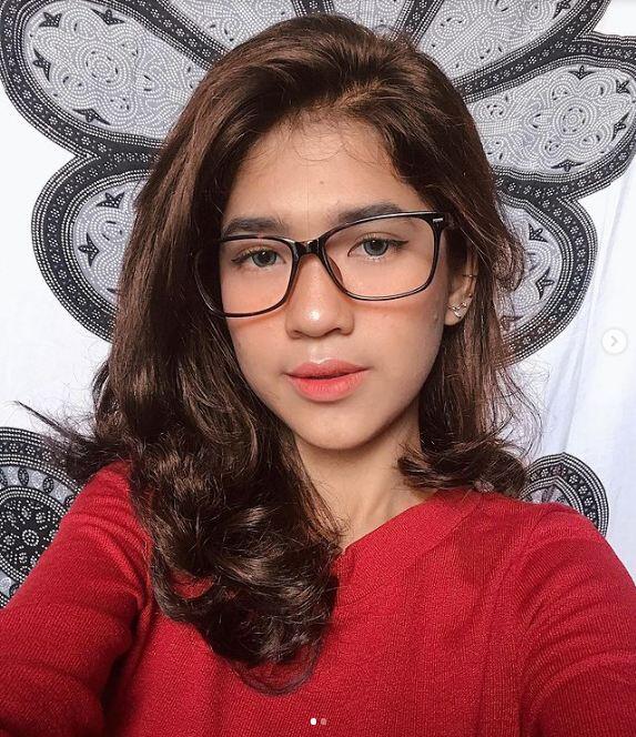10 pro pemain cantik & OP di esports Indonesia