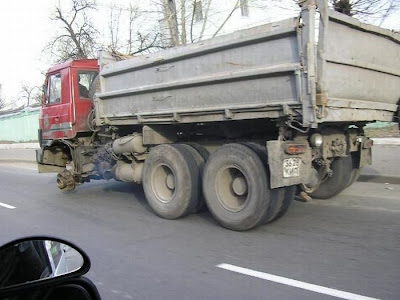 truck_without_wheels_04.jpg