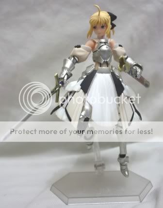 saber-lily-stand.jpg