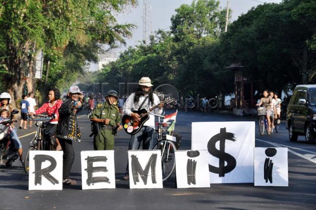 aZIK.jpg