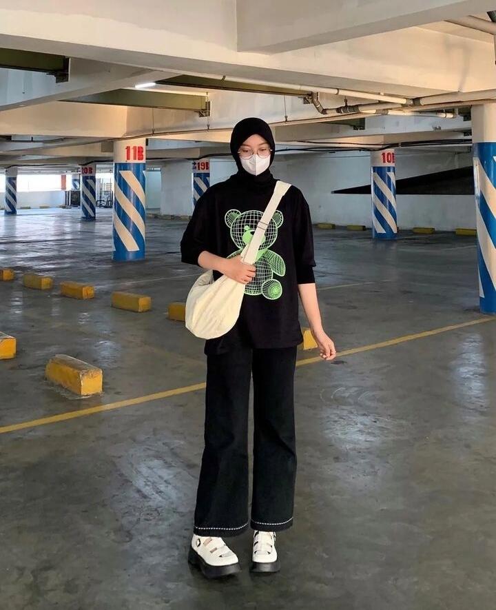 OOTD SIMPLE KE KAMPUS UNTUK CEWEK