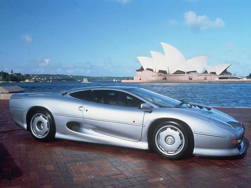 jaguar-xj2201.jpg