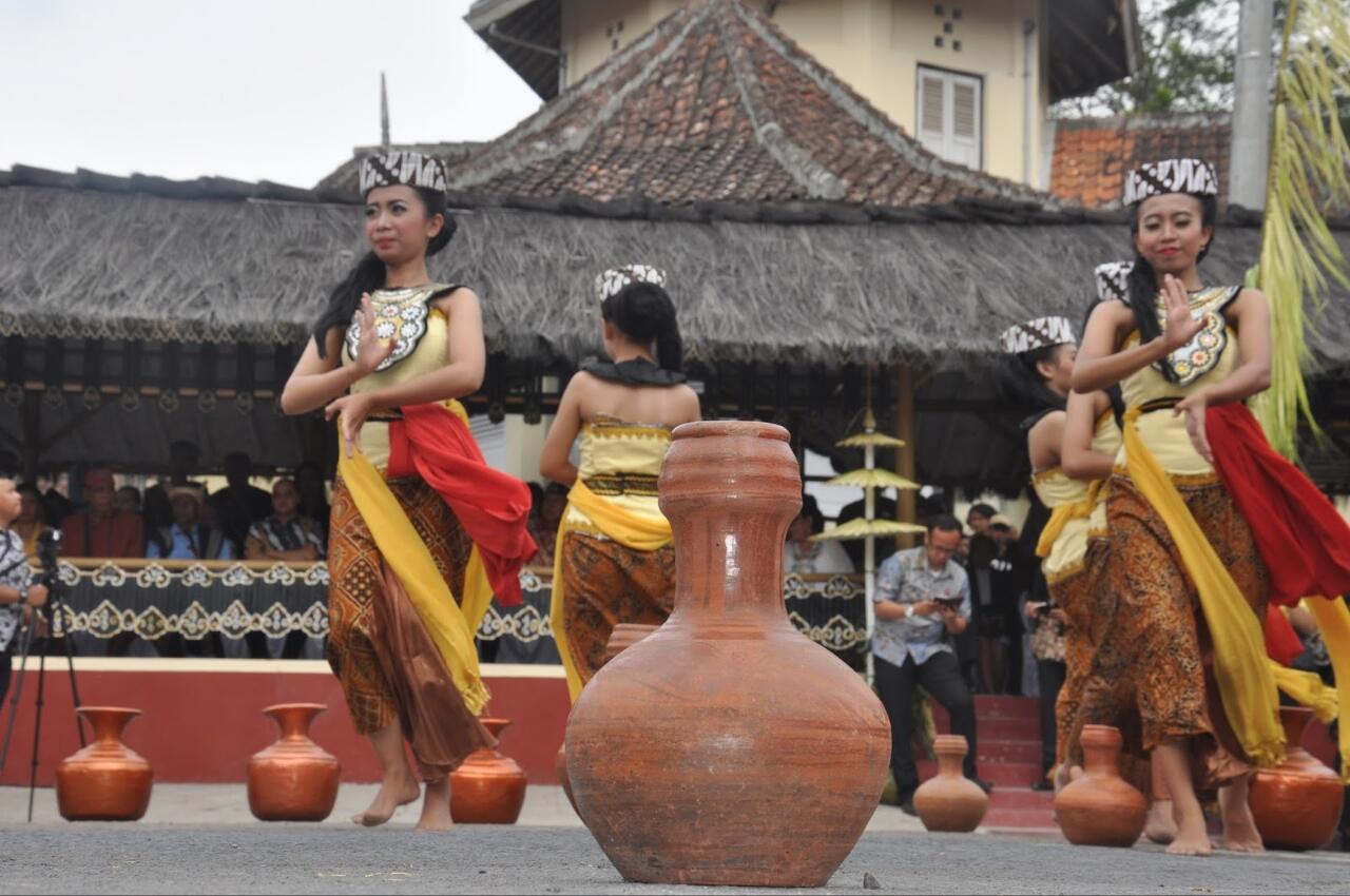 Perayaan Adat Seren Tahun, Banyak Makna