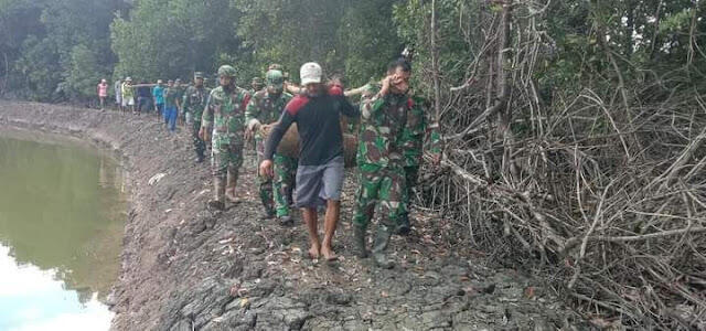 Heboh, Warga Desa Temukan Bom Super jumbo di Pinggir Empang!