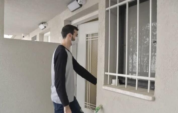 Tips Usir Secara Halus Teman Yang Gau Tau Waktu Pulang