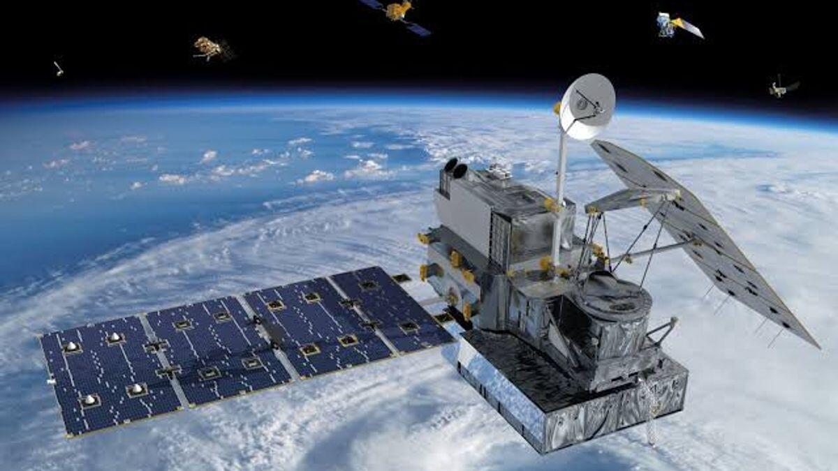 Peluncuran SATRIA-1 Sukses, Satelit Internet Pertama Indonesia [Kompetisi KGPT]