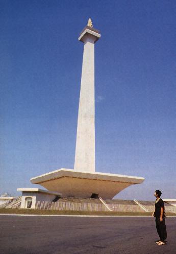 monas1.jpg