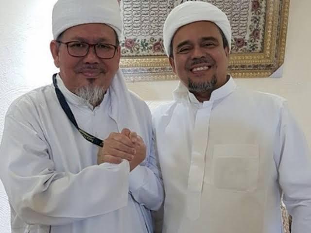 10 Ustadz Terbaik Di Indonesia