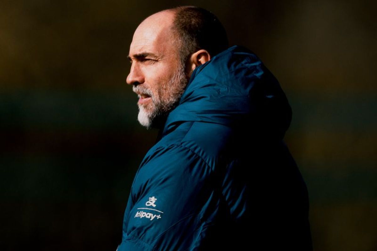 Hanya bertahan enam pekan, Tottenham pecat Igor Tudor