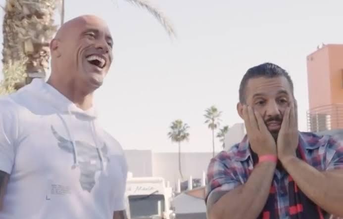 Wow, Orang Ini Menerima "Karma" via Dwayne Johnson!