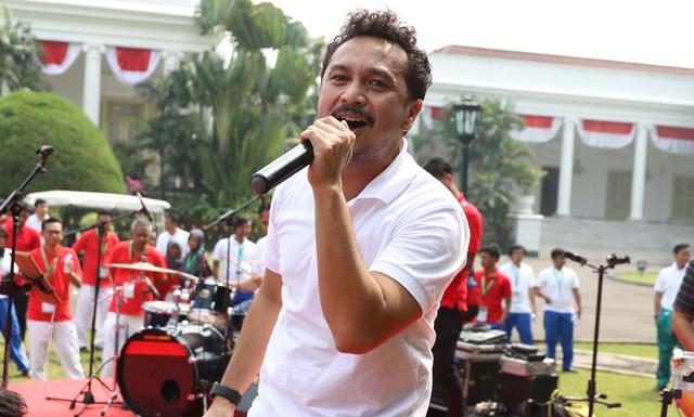 15 Penyanyi Yang Banting Stir Jadi Politisi