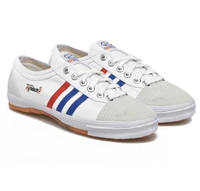 10 Merk Sepatu Lokal Terbaik