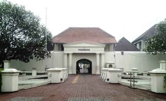 9 TEMPAT PALING ANGKER DI JOGJA DAN SEJARAHNYA