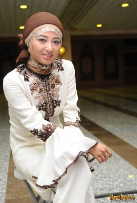 DEWI+PERSIK+1.jpg