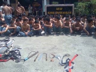 R6uh1.jpg