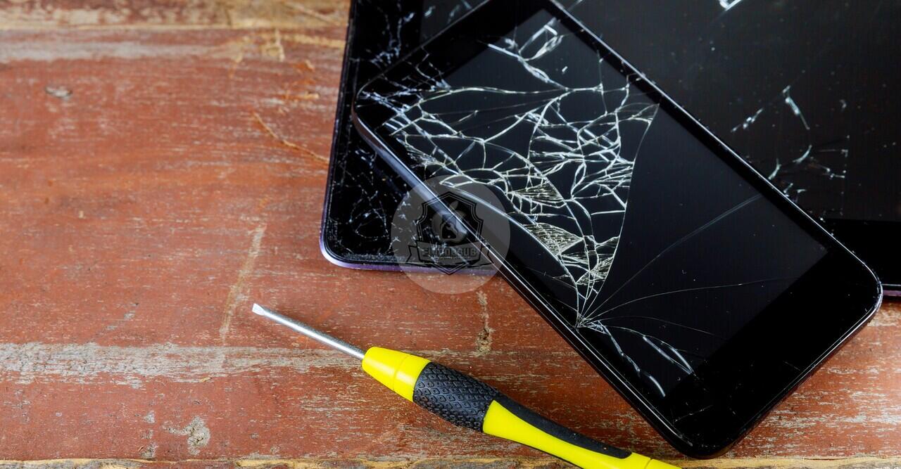 Resiko Kerusakan Fisik pada Komponen Layar iPhone