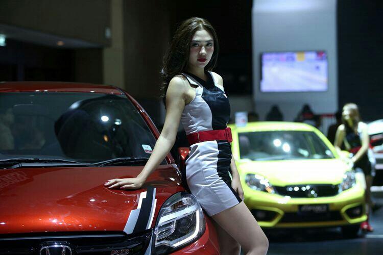 BAHAYA MENJADI SEORANG SPG DI JAKARTA 