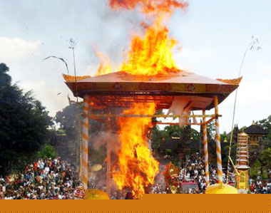 BALI-NGABEN4.jpg