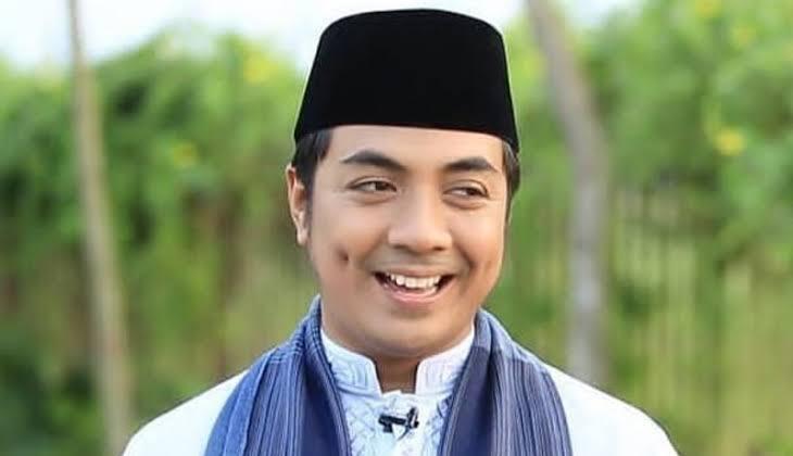10 Ustadz Terbaik Di Indonesia