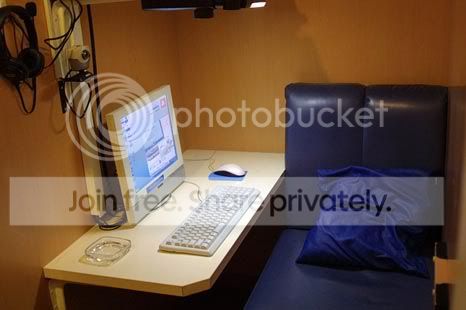 internet_cafe_japan_12.jpg