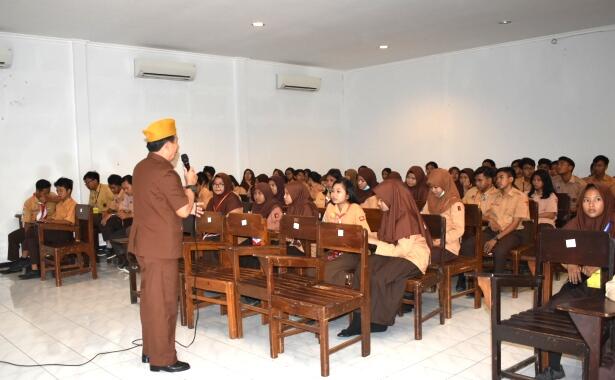 pahlawan itu adalah Veteran