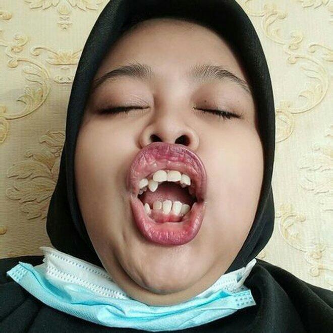 JANGAN MENGKRITIK WANITA 