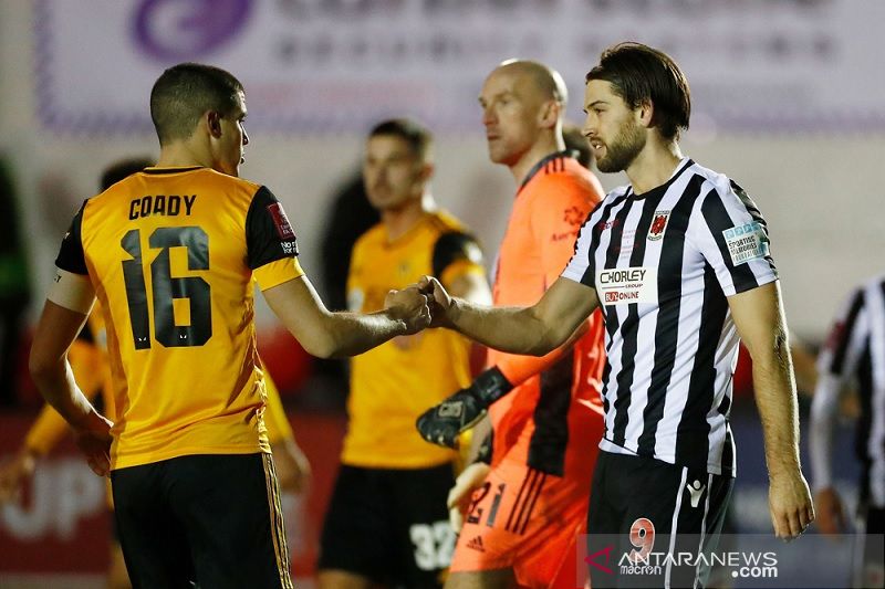 Everton dapatkan Conor Coady dengan status pinjaman