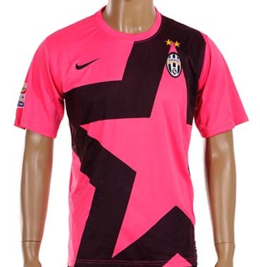 juventus-away-pink-2011-20122.jpg