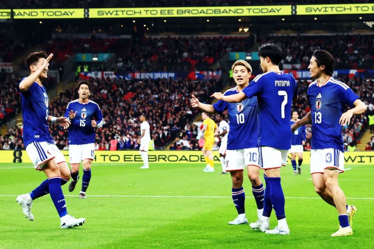 Kaoru Mitoma antar Jepang taklukkan Inggris