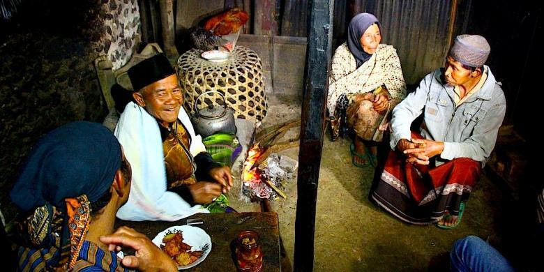 Hujan & Kenangan Masa Kecil