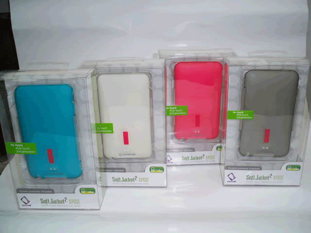 Softjacket-iTouch.gif