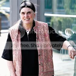 nenek-hamil1.jpg