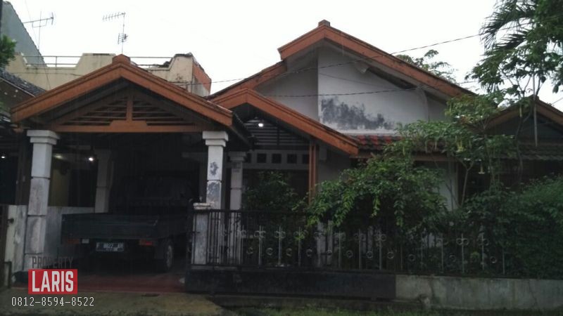 Rumah-Hook-Di-Taman-Cimanggu.-Bogor-1.jpg