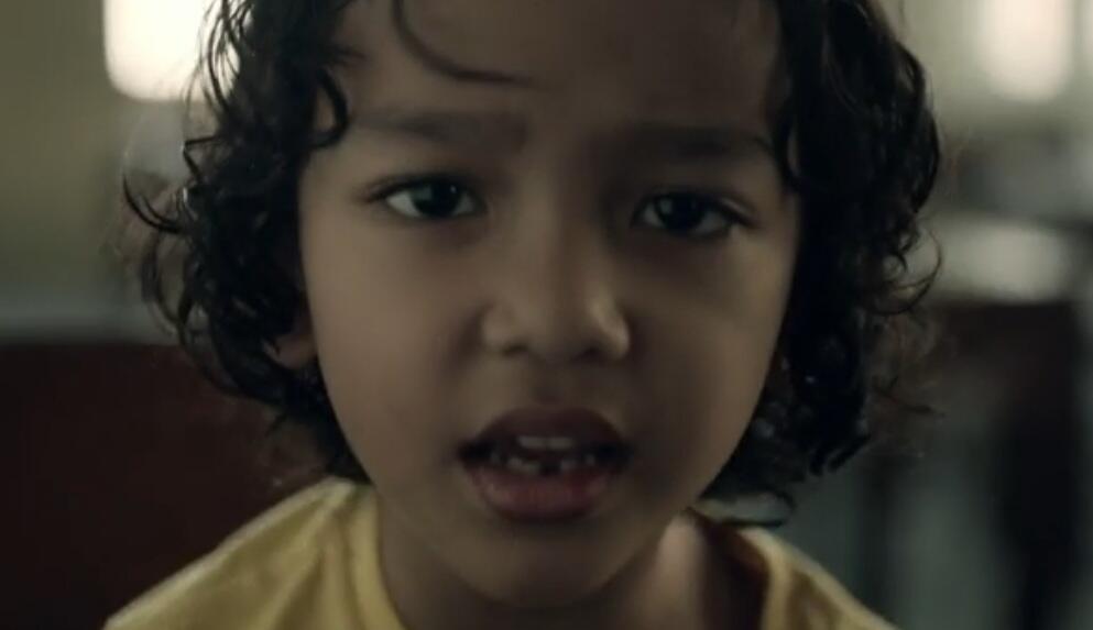 [ASK] Adakah yg tahu siapa nama model iklan TV ini?
